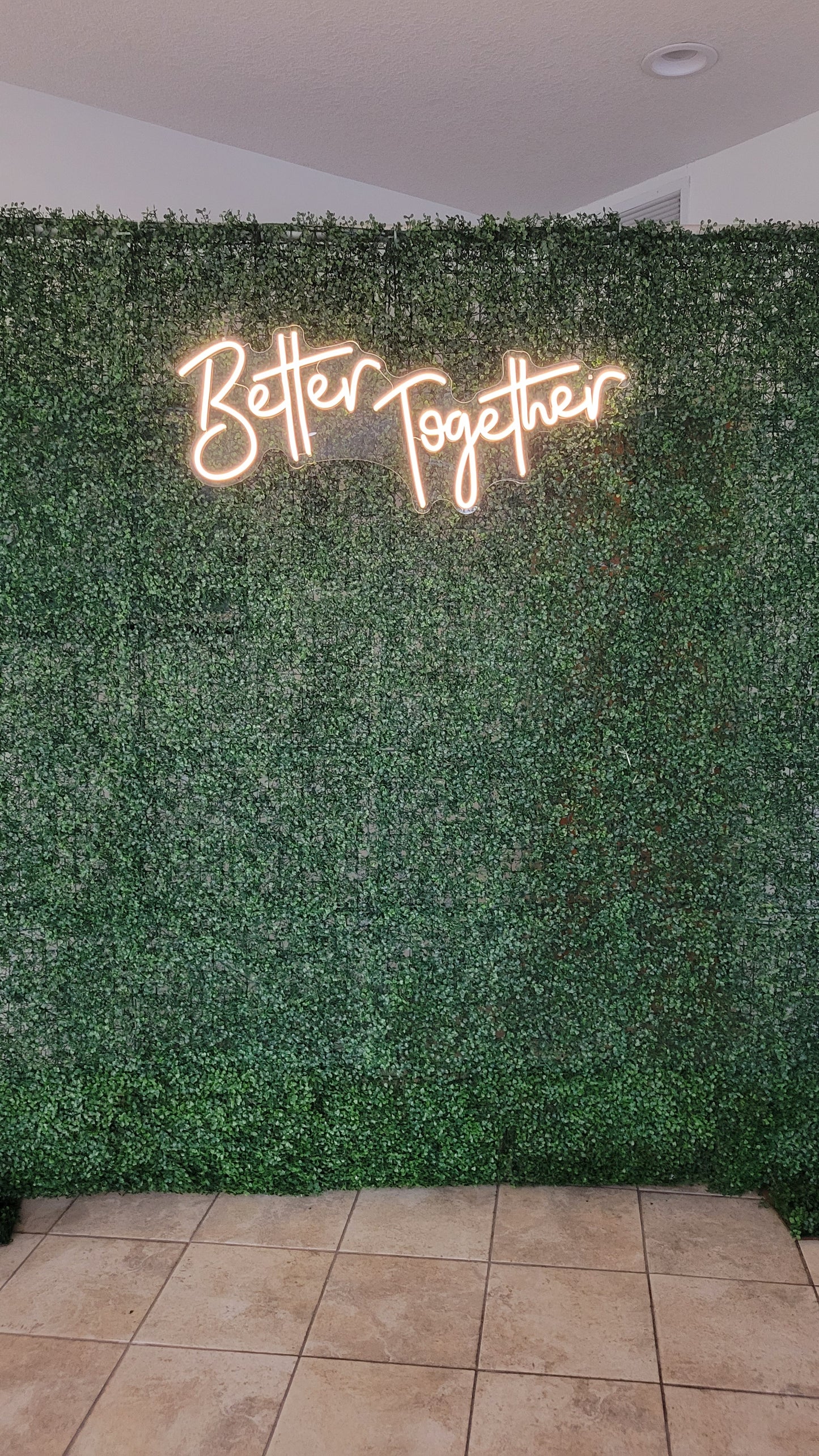 Green hedge backdrop